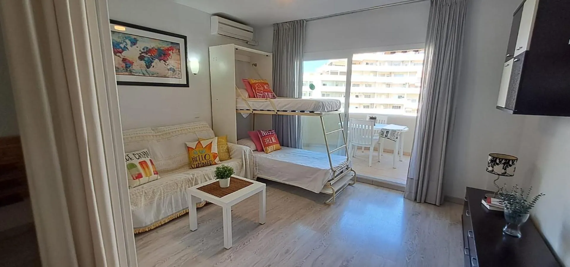 公寓 Estudio Suit Alegria Benal Beach 贝纳尔马德纳 西班牙